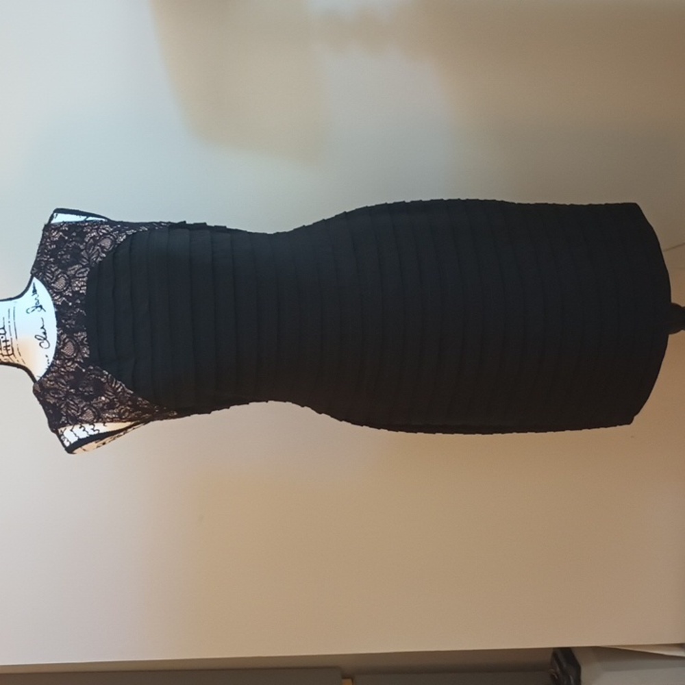 BLACK Saks Fifth Avenue Black Pleated/Layered Dress With Lace Upper Front & Back